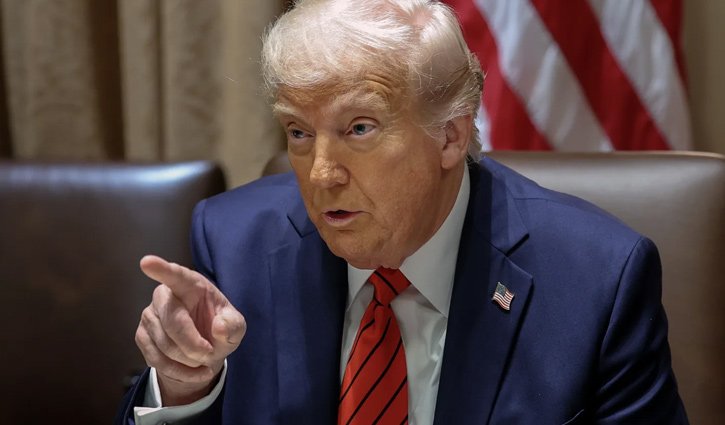 হার্ভার্ড বিশ্ববিদ্যালয়ে বিদেশি শিক্ষার্থী ভর্তির সীমা ঠিক করে দিলেন ট্রাম্প