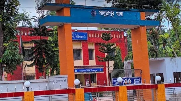 জমিতে ফসল সংগ্রহ করতে গিয়ে বজ্রপাতে প্রাণ গেল যুবকের