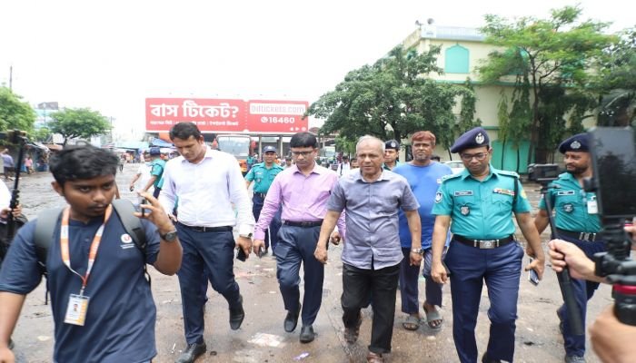 ‘ডিসিপ্লিন মেনে চললে আইনশৃঙ্খলা পরিস্থিতি ও যানজট নিয়ন্ত্রণে থাকবে’
