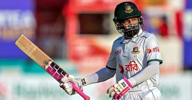১ রানের জন্য ফিফটি মিস মুশফিকের, ইতিহাসের অপেক্ষায় শান্ত