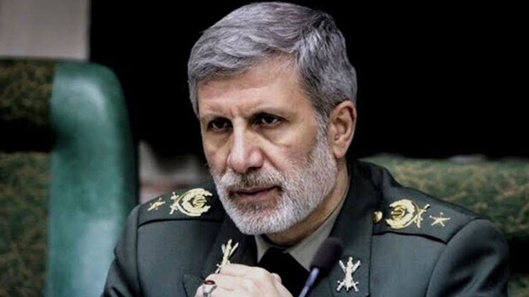 মার্কিন হামলার জবাব কঠোরভাবে দেওয়ার হুঁশিয়ারি ইরানের সেনাপ্রধানের