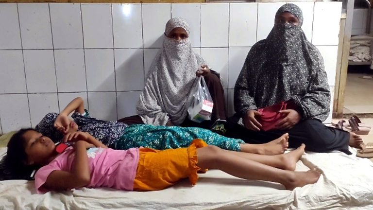 শেরপুরে ১৬ শিক্ষার্থীকে পিটুনি, দুই শিক্ষার্থী হাসপাতালে ভর্তি