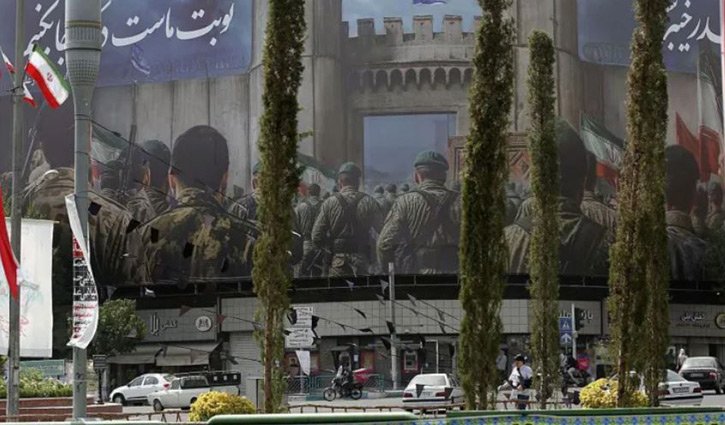 ইরানে গণগ্রেপ্তার শুরু