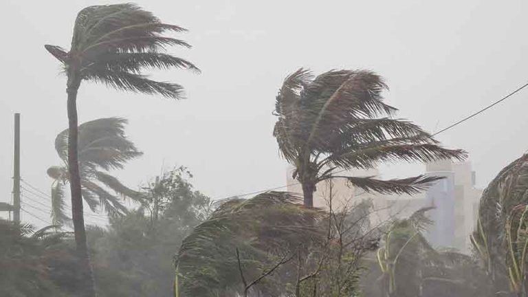 সাত অঞ্চলে ঝড়ের সতর্কতা