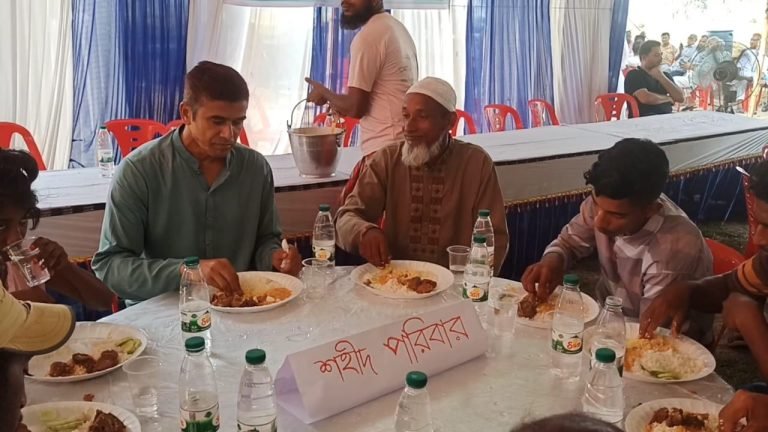 শহীদ পরিবার আহতদের নিয়ে বিএনপির ঈদ উৎসব