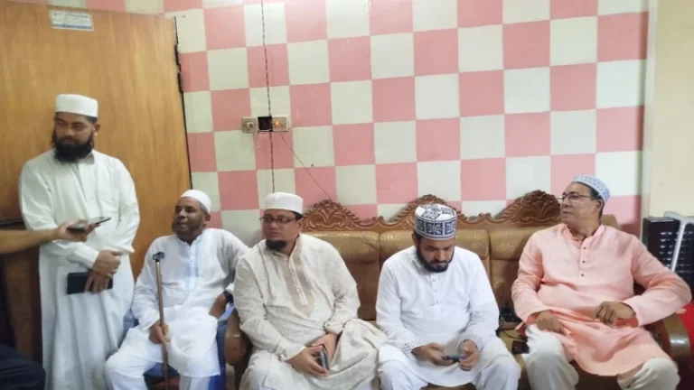 লক্ষ্মীপুরে জামায়াত-বিএনপির পাল্টাপাল্টি কর্মসূচি