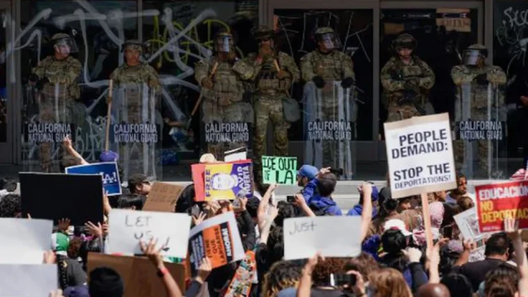 লস অ্যাঞ্জেলেসে এবার ২০০০ ন্যাশনাল গার্ড ও ৭০০ মেরিন মোতায়েন