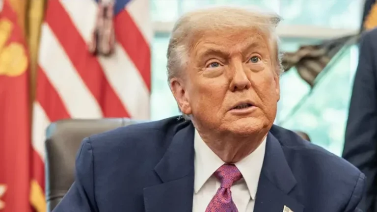 মধ্যপ্রাচ্য থেকে কর্মী সরানোর নির্দেশ ট্রাম্পের