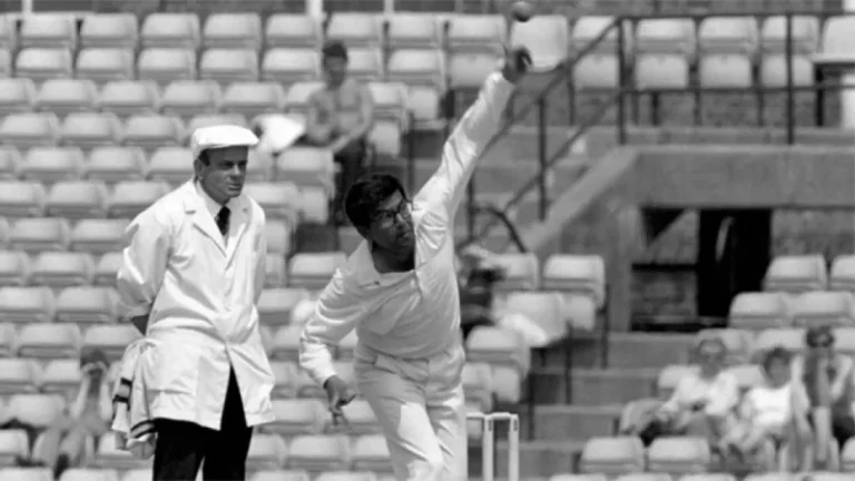 ভারতের সাবেক স্পিনার দিলিপ দোশি মারা গেছেন