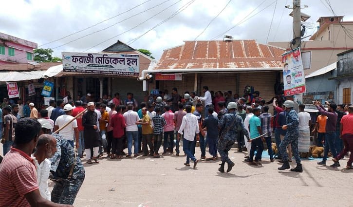 বরগুনার তালতলীতে বিএনপির ২ পক্ষের সংঘর্ষ, আহত ১৪