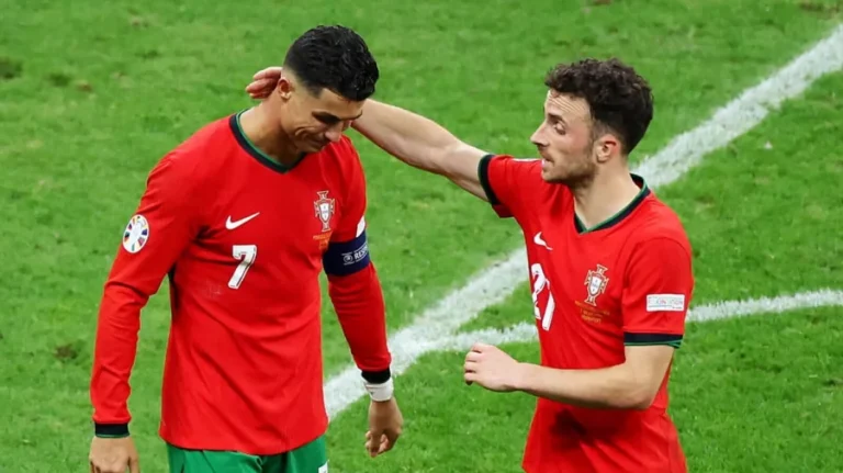 জোতার মৃত্যুতে শোকাহত সতীর্থ রোনালদো