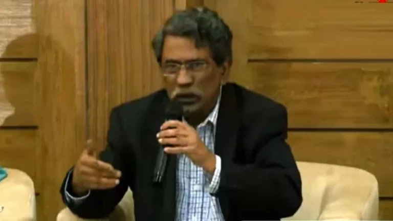 কোনো কিছু চাপিয়ে দিচ্ছে না ঐকমত্য কমিশন: আলী রীয়াজ