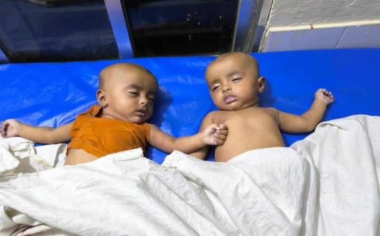 মুন্সীগঞ্জে বাবা-মা মিলেই পানিতে ফেলে হ*ত্যা করে যমজ দুই মেয়েকে