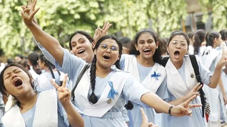 এসএসসি ও সমমানে পাসের হার ৬৮.৪৫ শতাংশ