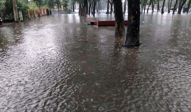 নোয়াখালীতে জলাবদ্ধতার উন্নতি নেই