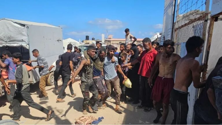 গাজার ত্রাণকেন্দ্রে ফের রক্তনদী, একদিনে নিহত ১১০