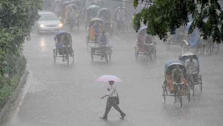 লঘুচাপের আভাস, ভারী বৃষ্টির সম্ভাবনা