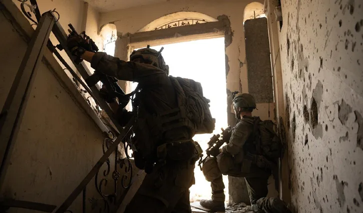 গাজায় যুদ্ধে ফিরে যেতে অস্বীকৃতি জানানোয় ৩ ইসরায়েলি সেনার কারাদণ্ড