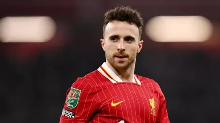 সড়ক দুর্ঘটনায় লিভারপুলের পর্তুগিজ ফরোয়ার্ড দিয়োগো জোটা মারা গেছেন