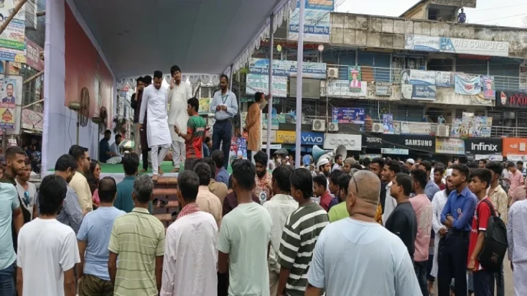 ফরিদপুরে এনসিপির কর্মসূচি ঘিরে সতর্ক আইনশৃঙ্খলা বাহিনী