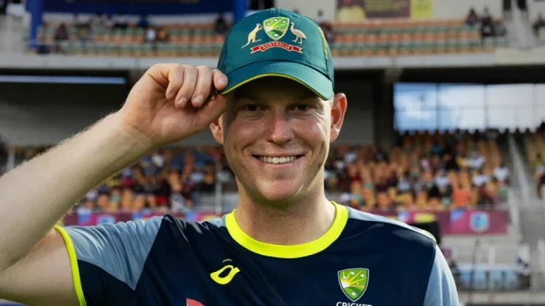 অভিষেকে ম্যাচসেরা হয়ে রেকর্ড গড়লেন অস্ট্রেলিয়ার ওয়েন