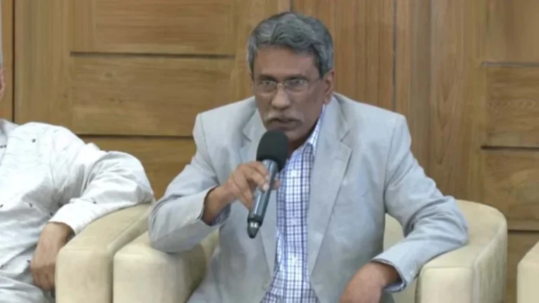 জুলাই সনদের সিদ্ধান্ত নিতে হবে ১০ দিনের মধ্যে: আলী রীয়াজ