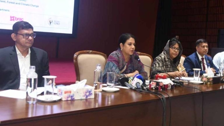 জলবায়ু নীতিতে আইসিজে’র মতামত বড় চাপ সৃষ্টি করবে: উপদেষ্টা রিজওয়ানা