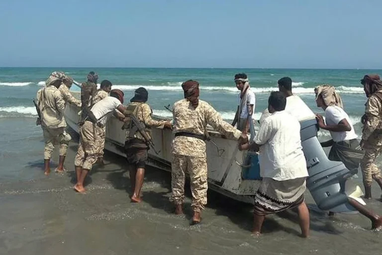 ইয়েমেন উপকূলে নৌকাডুবিতে ৬২ অভিবাসন প্রত্যাশীর মৃত্যু, নিখোঁজ ৭৪