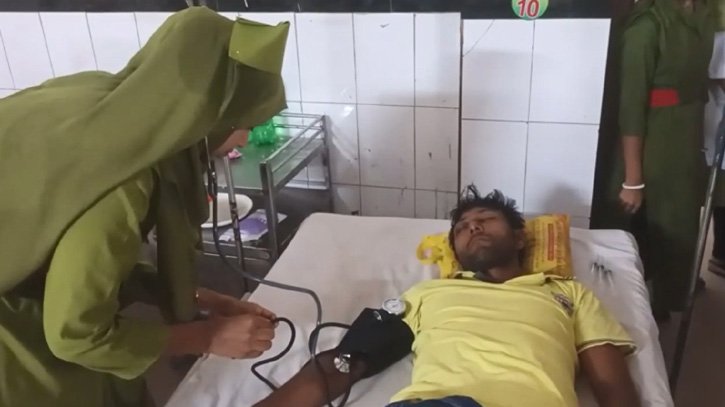 সাতক্ষীরা সীমান্তে বিএসএফ’র গুলিতে বাংলাদেশি যুবক আহত