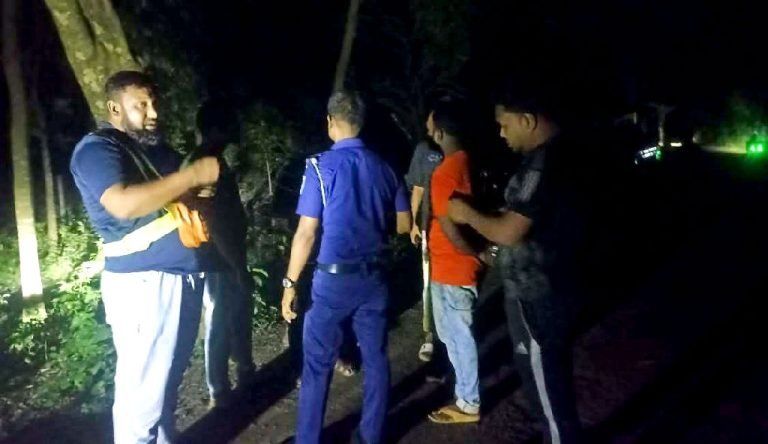 মেহেরপুরের গাংনীতে বোমা ফাটিয়ে ডাকাতি, আতঙ্কে এলাকাবাসী