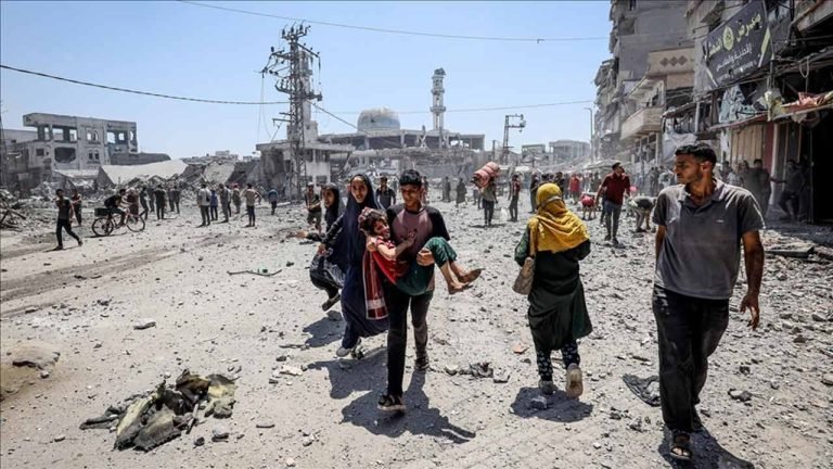 গাজায় ইসরায়েলি হামলায় নিহত আরও ৩২ ফিলিস্তিনি