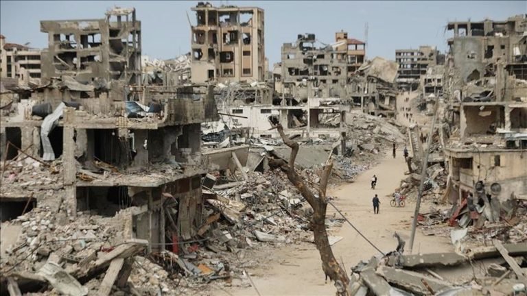 গাজায় একদিনে নিহত ৭২, মোট প্রাণহানি ছাড়াল ৬০ হাজার ৩০০