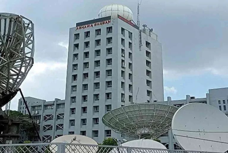 ঢাকায় বৃষ্টি নিয়ে আবহাওয়া অফিসের বার্তা