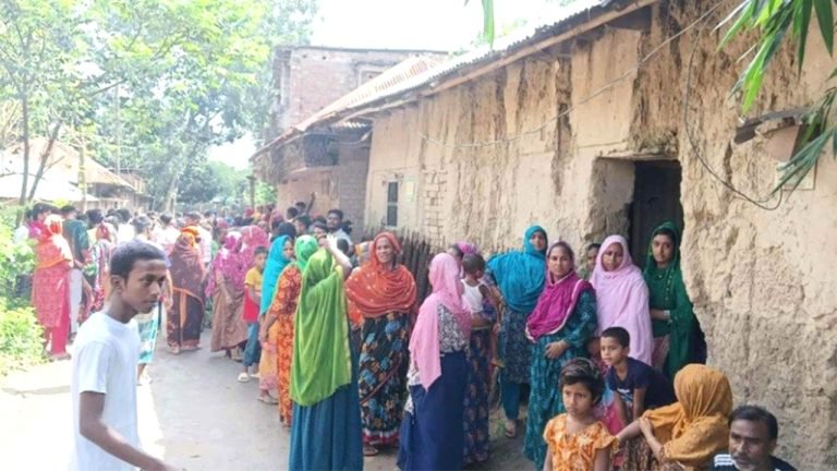 রাজশাহীতে একই পরিবারের ৪ জনের মরদেহ উদ্ধার