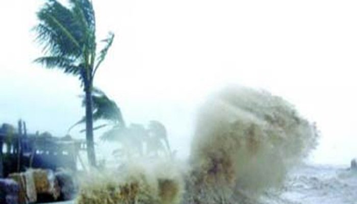 ধেয়ে আসছে শক্তিশালী ঝড় কাজিকি