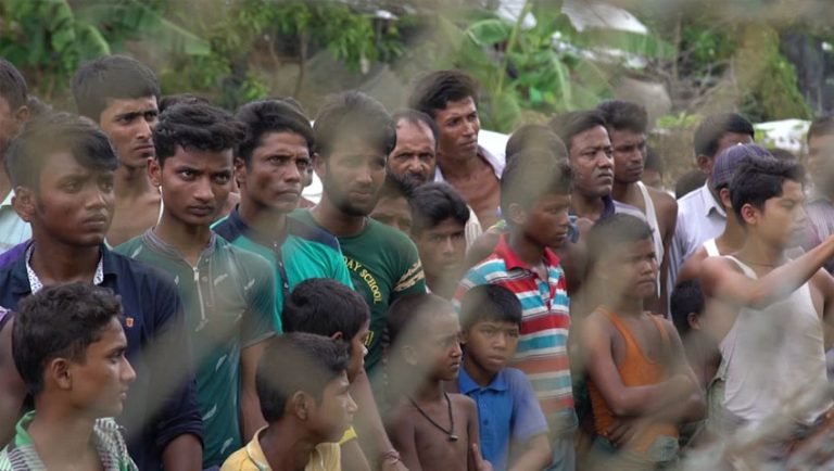 ৮০ হাজার মিয়ানমার শরণার্থীকে কাজের সুযোগ দিচ্ছে থাইল্যান্ড