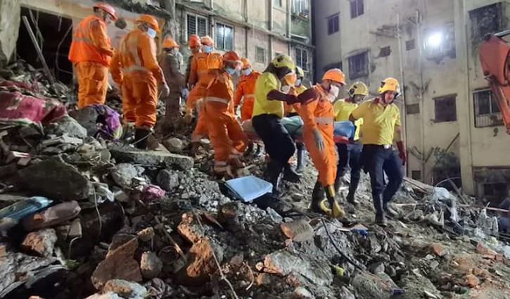 মহারাষ্ট্রে ভবনের একাংশ ধসে নিহত ১৭