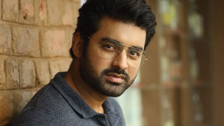 অবৈধভাবে কোটি টাকা উপার্জনের অভিযোগ, অঙ্কুশকে আদালতে হাজিরার নির্দেশ