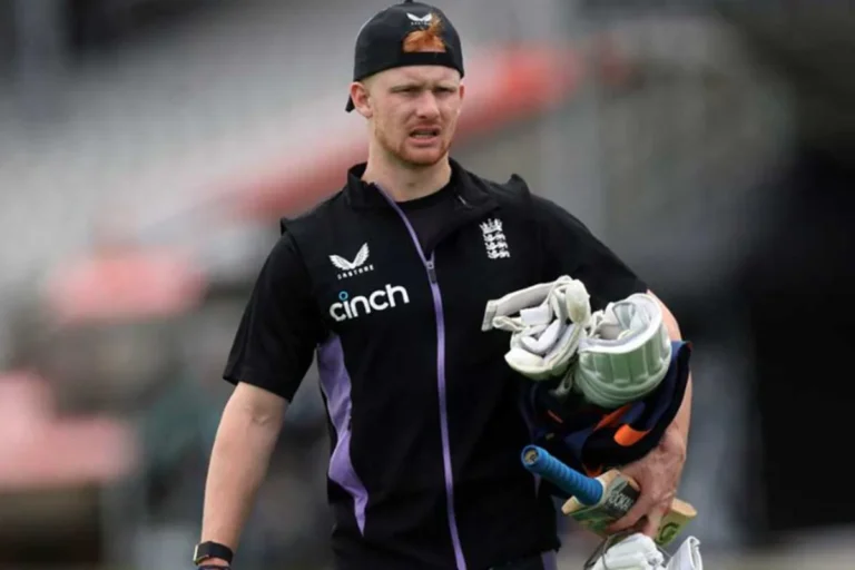 আয়ারল্যান্ড সফরে ইংল্যান্ড টি-টোয়েন্টি দলে ফিরলেন কক্স