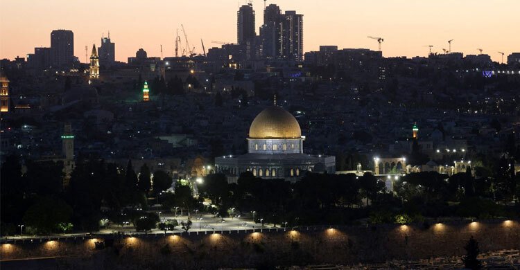 জেরুজালেমে বাসস্ট্যান্ডে গুলি, নিহত ৫