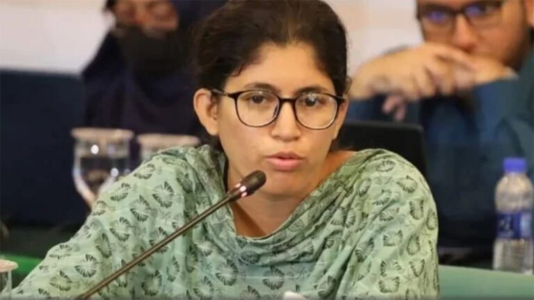 ডাকসু নির্বাচন বর্জন করলেন উমামা ফাতেমা