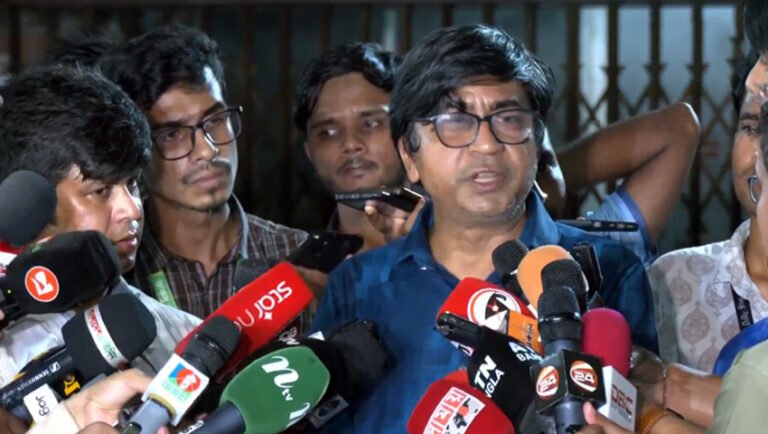 জাকসু নির্বাচন কমিশন থেকে পদত্যাগ করলেন অধ্যাপক মাফরুহী সাত্তার