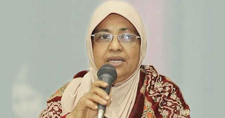 চিকিৎসার জন্য সিঙ্গাপুর গেলেন স্বাস্থ্য উপদেষ্টা