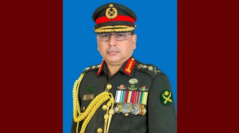 চার দিনের সফরে মালয়েশিয়া গেলেন সেনাবাহিনী প্রধান