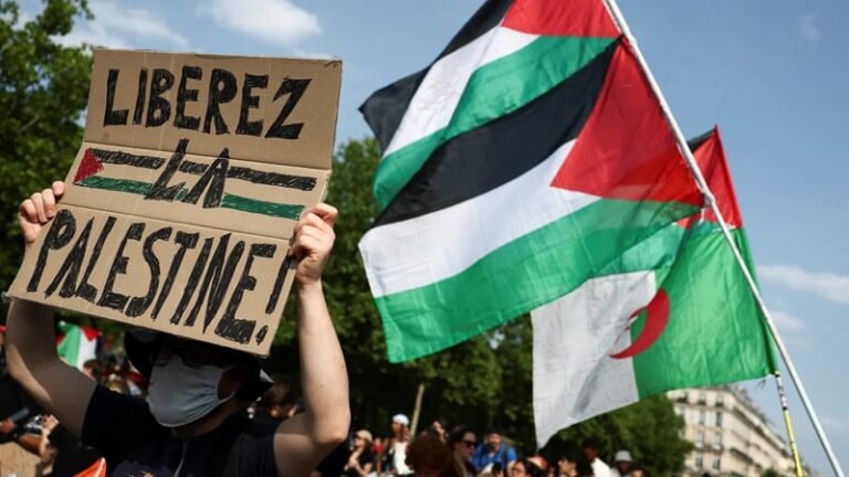 এবার ফিলিস্তিনকে রাষ্ট্র হিসেবে আনুষ্ঠানিক স্বীকৃতি দিচ্ছে ফ্রান্স