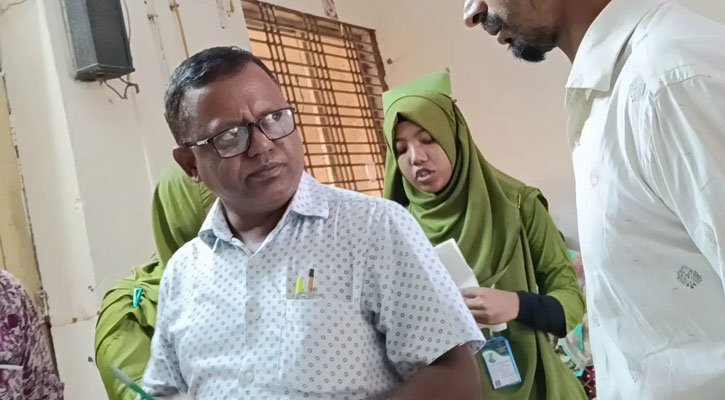 পঞ্চগড়ে ধর্ষণের শিকার শিশুর অভিভাবকের সঙ্গে দুর্ব্যবহার: চিকিৎসক সাময়িক বরখাস্ত