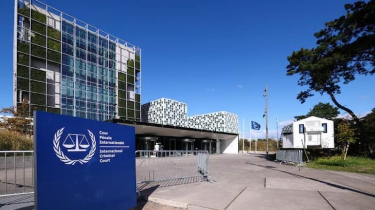 মার্কিন নিষেধাজ্ঞার মুখে পুরো আন্তর্জাতিক অপরাধ আদালত