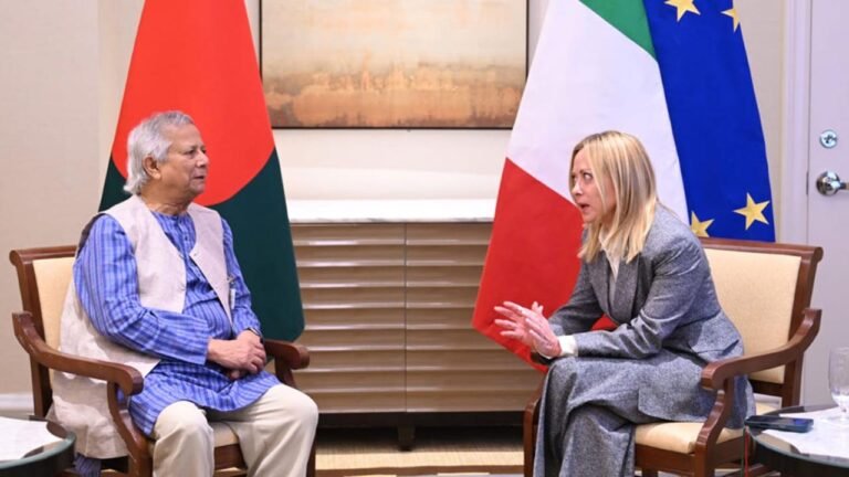 ইতালির প্রধানমন্ত্রীর সঙ্গে প্রধান উপদেষ্টার বৈঠক