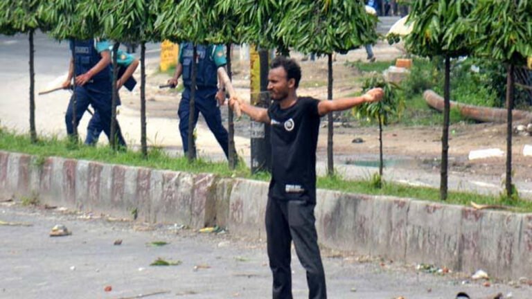 আবু সাঈদ হত্যা: ৩০ আসামির বিরুদ্ধে সাক্ষ্যগ্রহণের অষ্টম দিন আজ