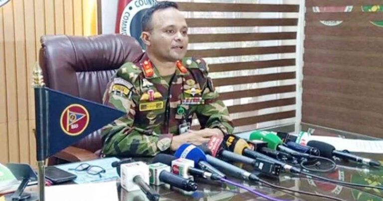 খাগড়াছড়ি সহিংসতা: ইউপিডিএফকে দায়ী করলেন সেনা কমান্ডার